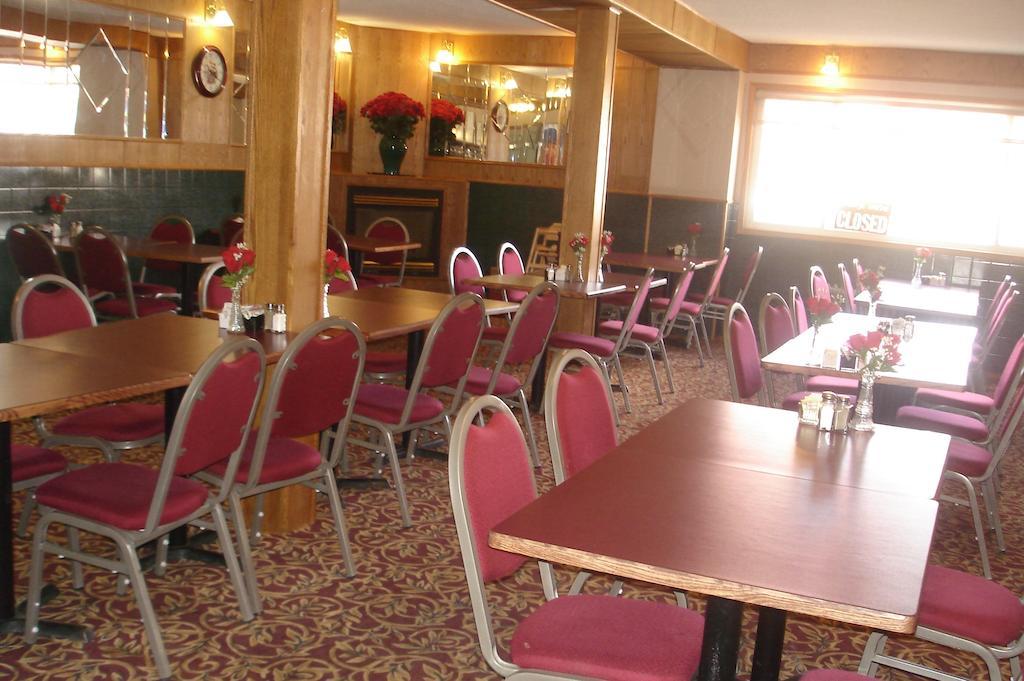 King'S Hotel & Motel By Elevate Rooms Shaunavon Zewnętrze zdjęcie